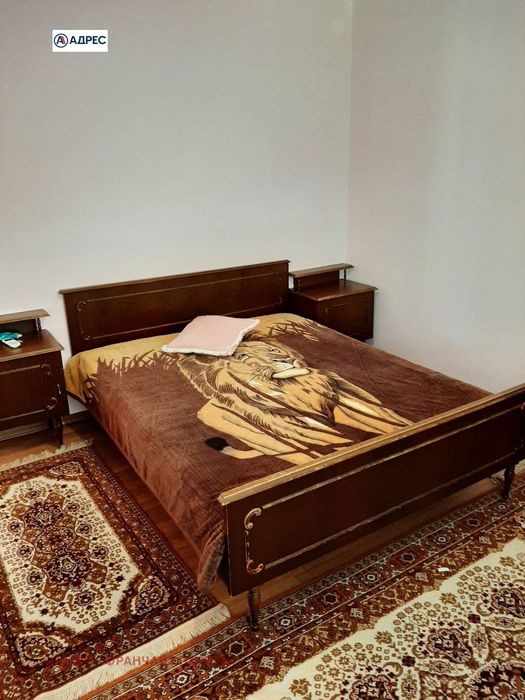 Къща в Враца, област-с.Бързина площ 228 цена 64000