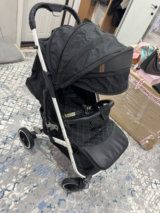 Продам коляску детскую