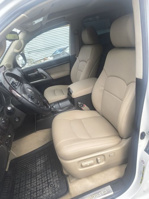 Пошив авто салона