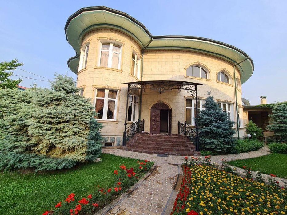 Дом Центр Луначарского 9 соток