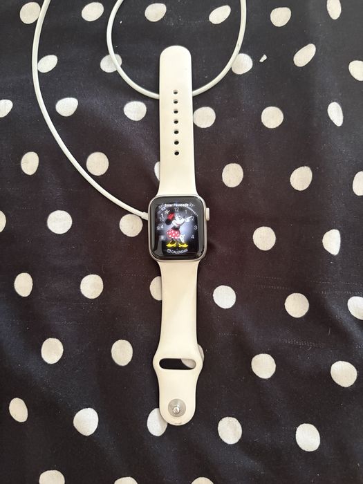 Vand Apple WATCH SE 2nd Generation