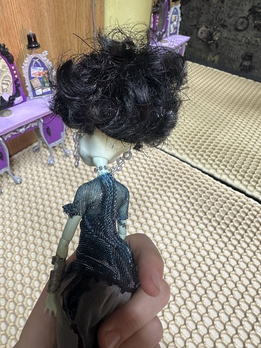 Продам куклу монстр хай!