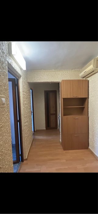 De vanzare apartament 3 camere - zona  Cinema Galax