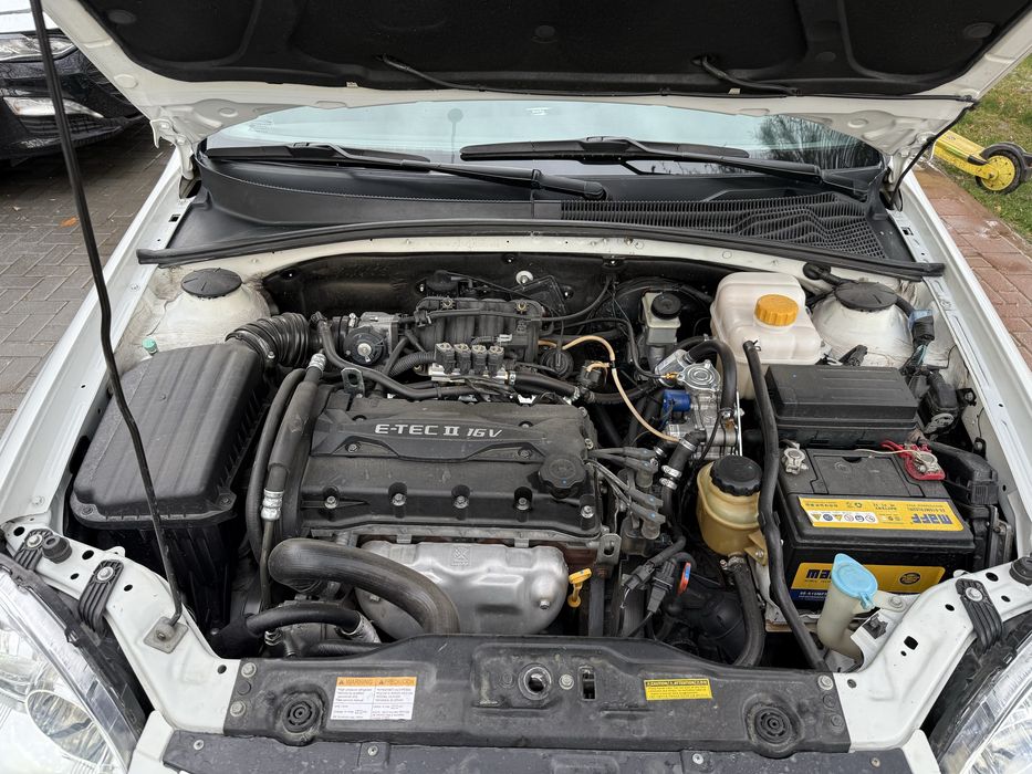 Lacetti 2013 1.6 avtamat