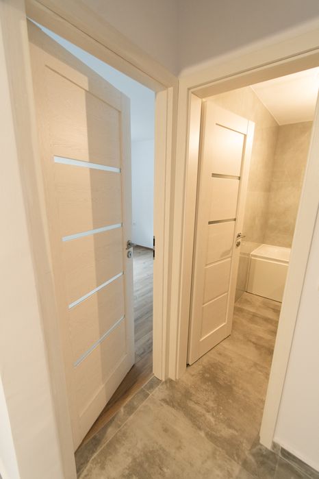 Apartament cu doua camere, decomandat, zona Soarelui. Proprietar