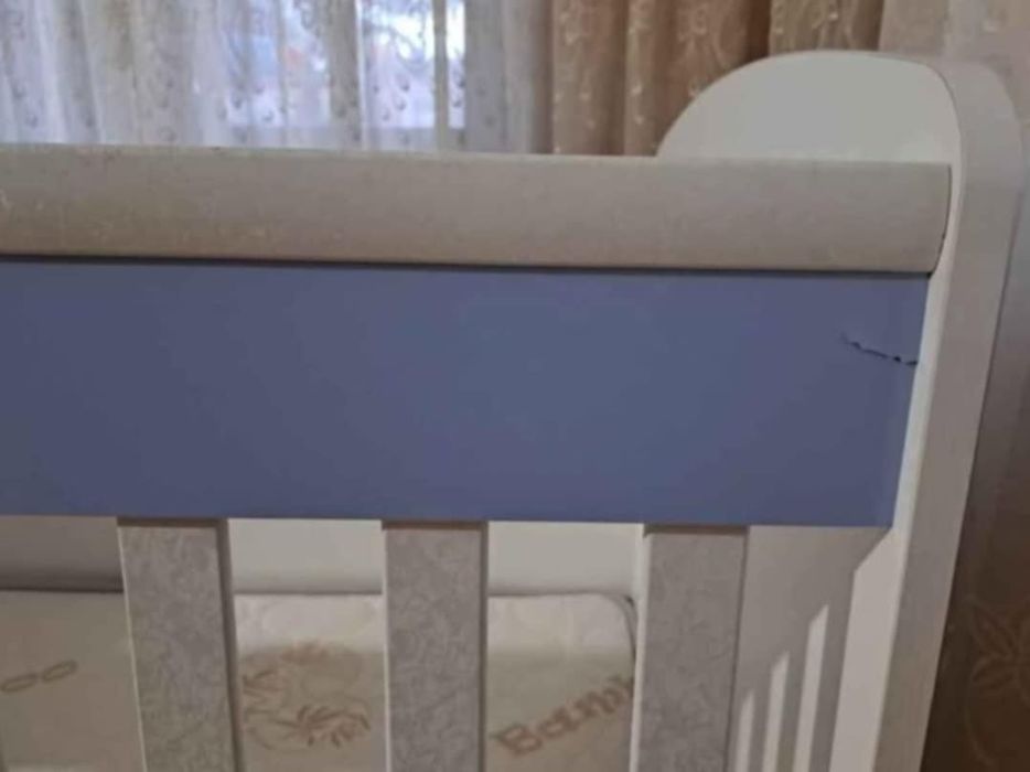 Продавам кошара с матрак