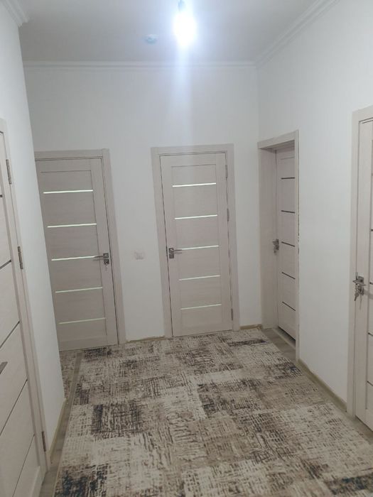 Yangidarxon 3/4/16 kvartira sotiladi. 74m2 SROCHNO!!!