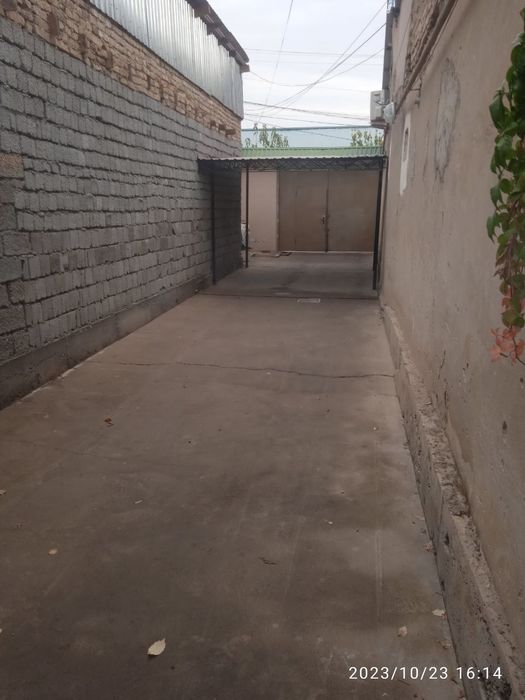 Срочно Уй сотилади миробод туманида.Ок Уй махалада нархи келишилади