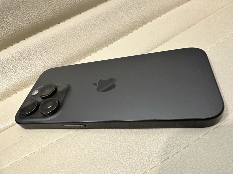 Apple iPhone 15 Pro Black Titanium 256GB