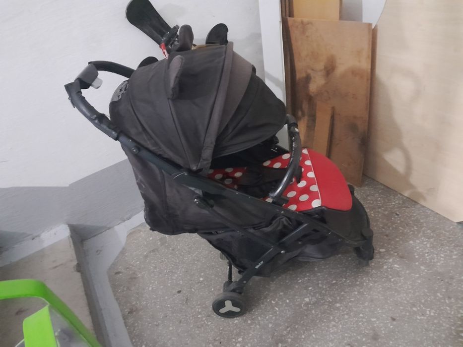 Продам коляску срочно