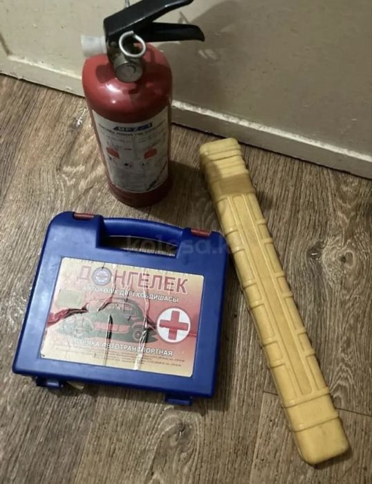 Автоаптечка, все в комплекте. Аптечка