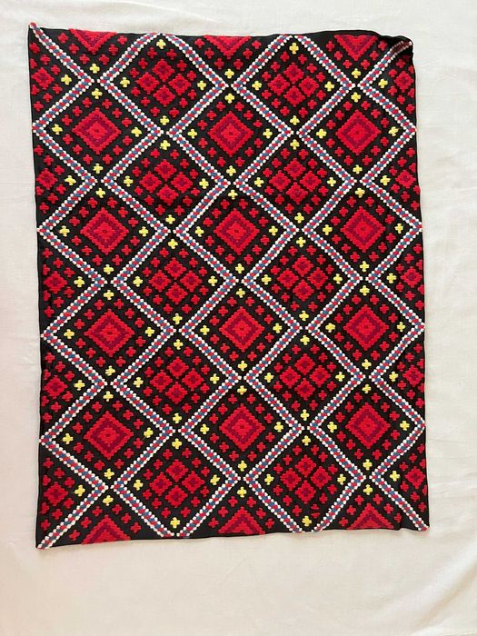 Бродирани Кавиори / калъвки НОВИ