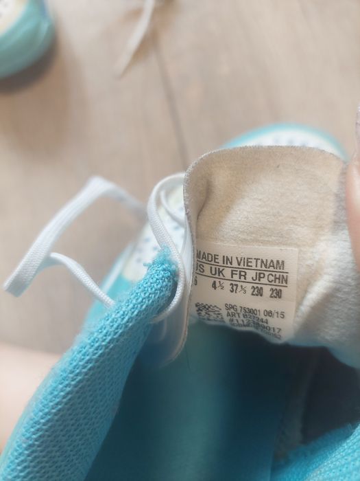 Олекотени маратонки Adidas, 37 1/3