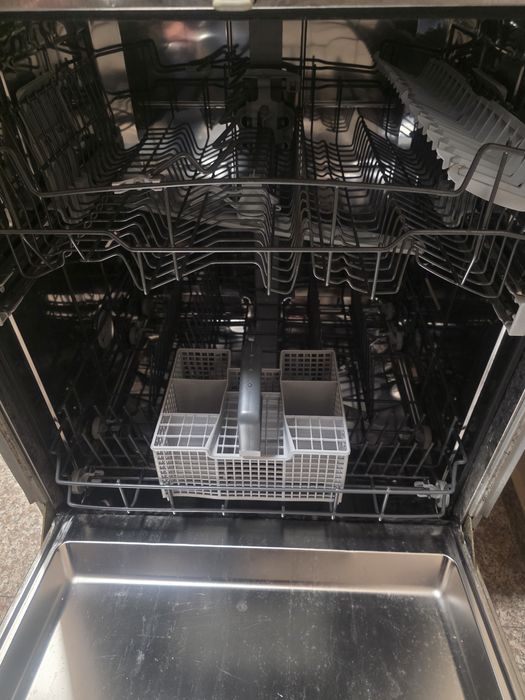 Съдомиялна за вграждане Whirlpool A++ 14 комплекта