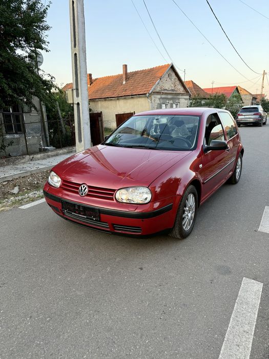 Volkswagen VW Golf 4 Special - 2.0 Benzina (115 CP) - An 2002 - Import Germania