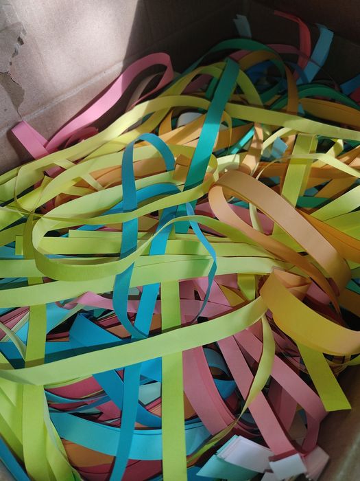 Продам бумагу тишью для праздника