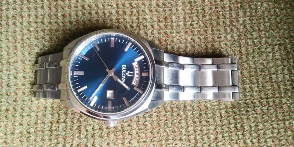 Наручные часы BULOVA.