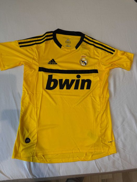 Tricou real portar retro 2012