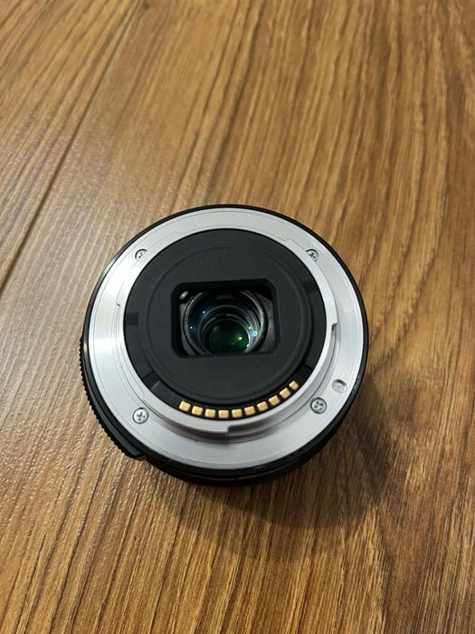 Obiectiv Sony E F3.5-5.6 OSS
