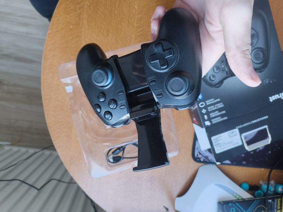 Trust bosi gamepad/controller