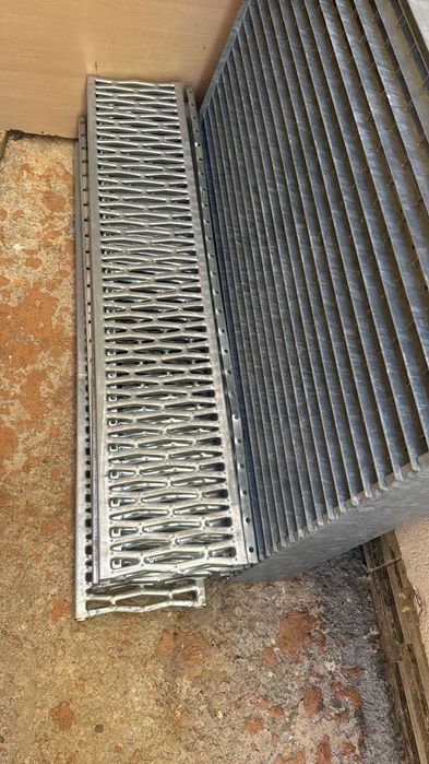 Trepte zincate pentru Scară metalice