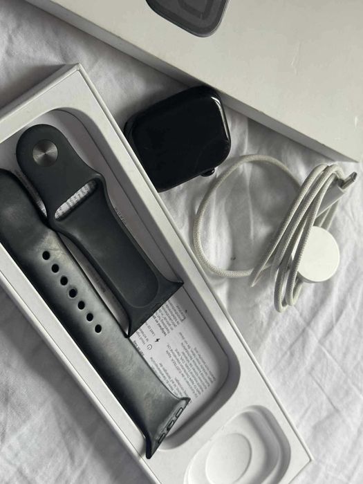 Apple Watch 10 LTE Cellular 46mm - 100% viata bateriei