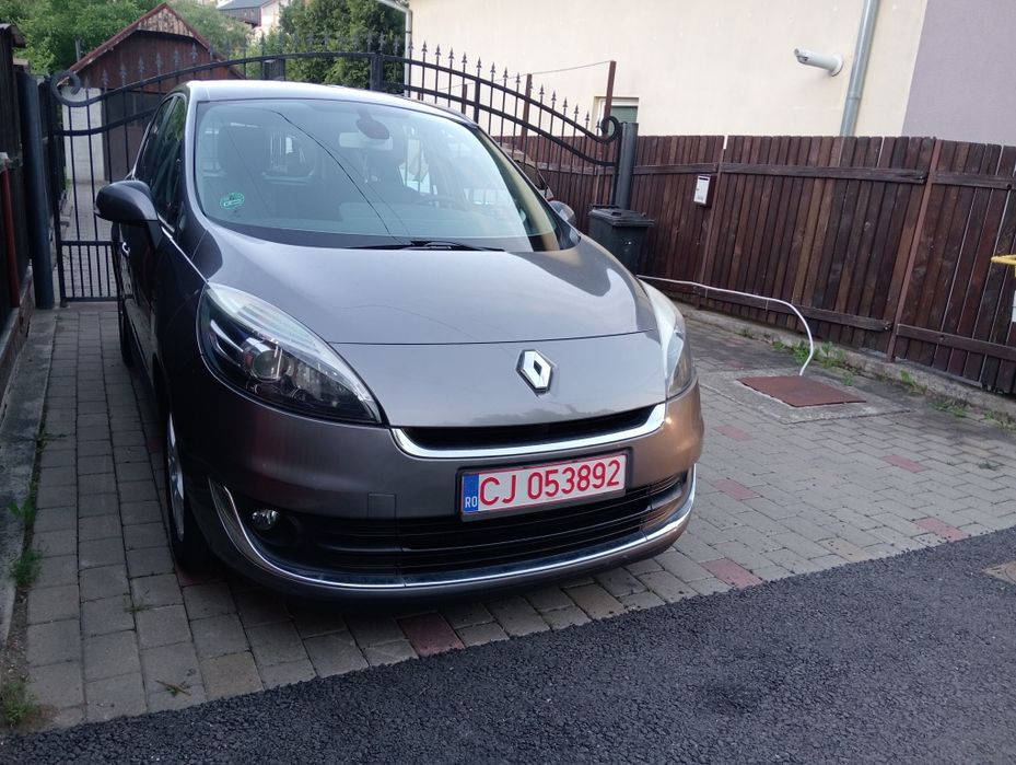 RENAULT Scenic 2013 — imagine 2