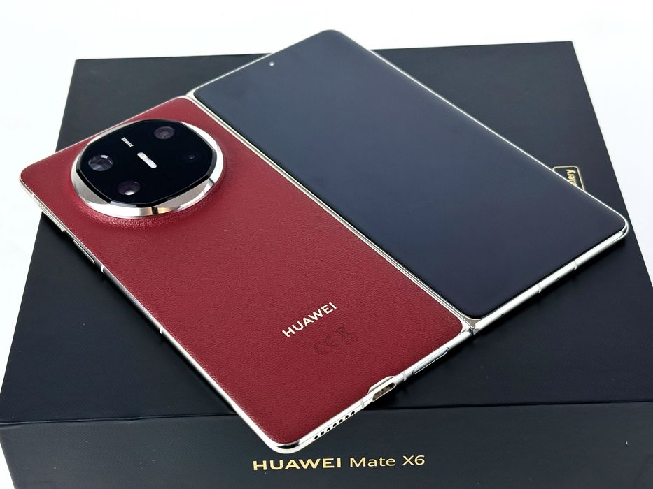 Huawei Mate X6 512GB 12RAM Nebila Red Перфектен! 2г. Гаранция!