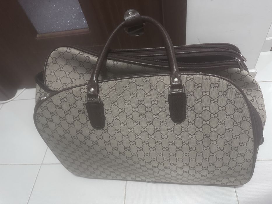 geanta gucci originala
