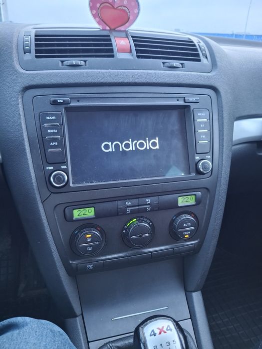 Мултимедия за Шкода Октавия 2