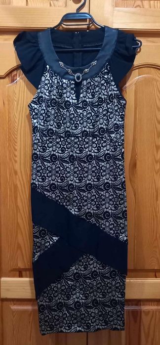 Дамски рокли - официални и ежедневни