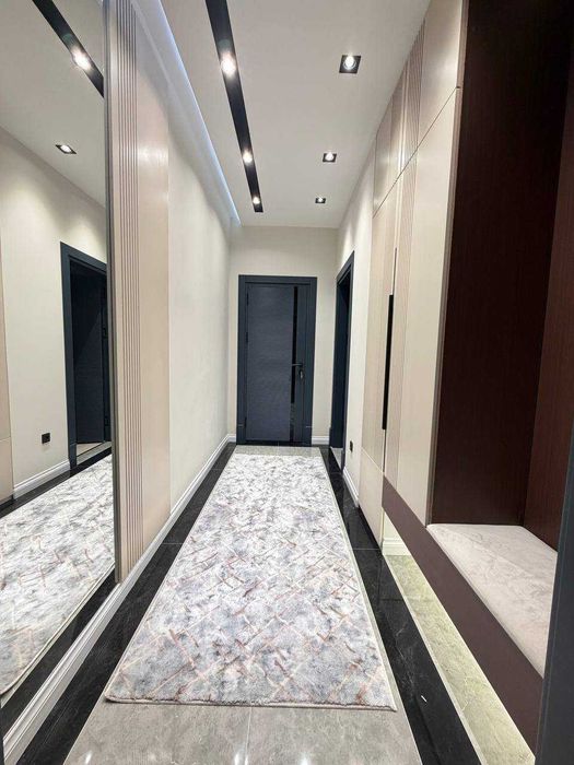 Сдается квартира 2ком 70м2  Айбек