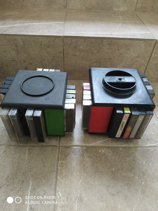 Касетник 2 броя за ценители