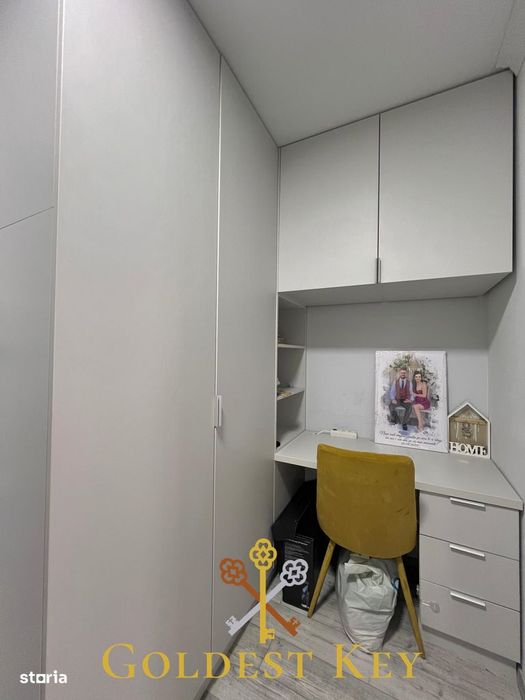 Apartament modern cu 2 camere semidecomandate, balcon si parcare!