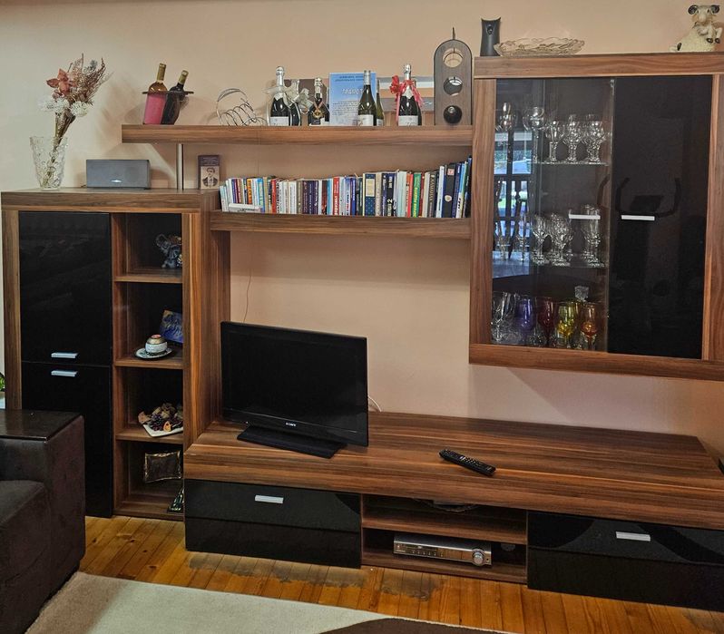 Холна секция в отлично състояние