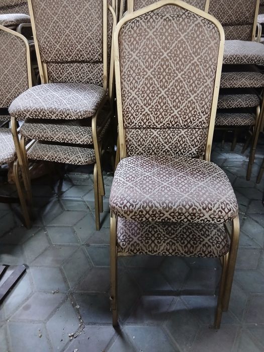 Продается стулья! Отличного качество!