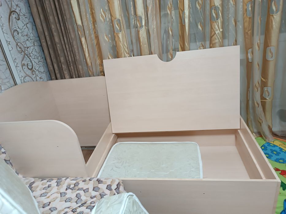СРОЧНО ПРОДАМ Детскую кровать! Реальному покупателю торг!