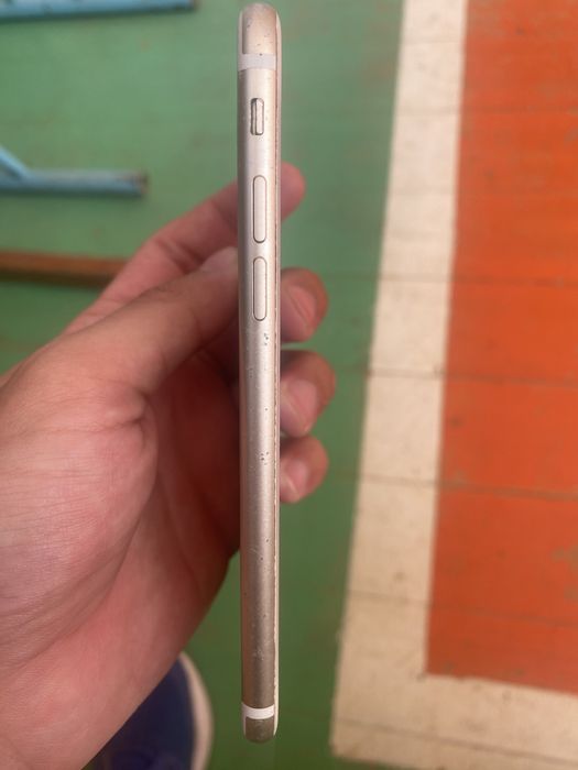 Ipnone 7 32гб состояние хороший