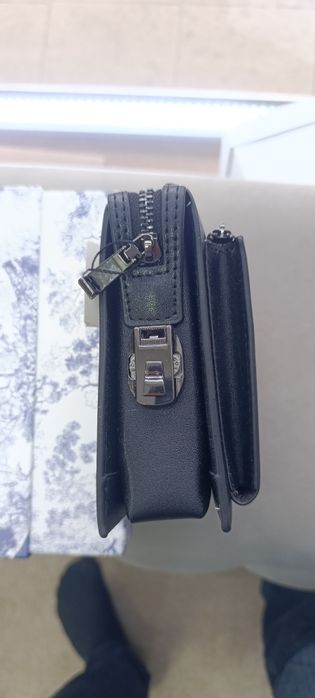 Продается мужская сумка, пишите и звоните телеграмм
