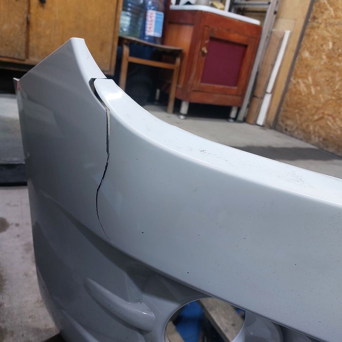 Продам передний бампер от Кобальта