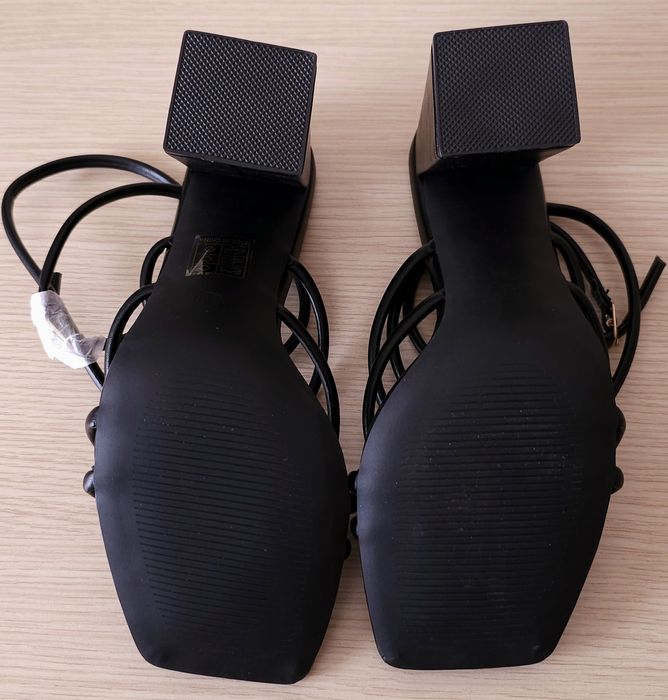 Нови елегантни сандали