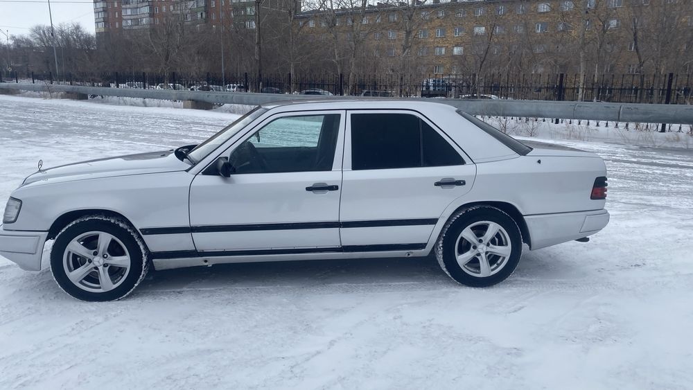 Продам машину.