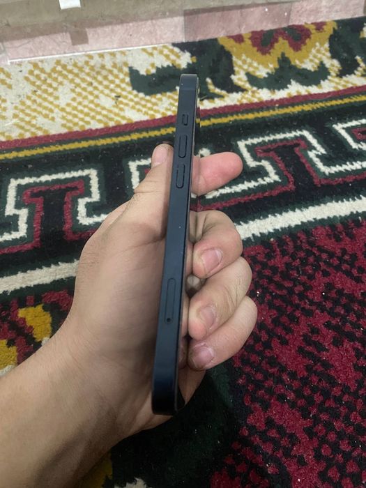 Айфон 13 акб 86% памит 128