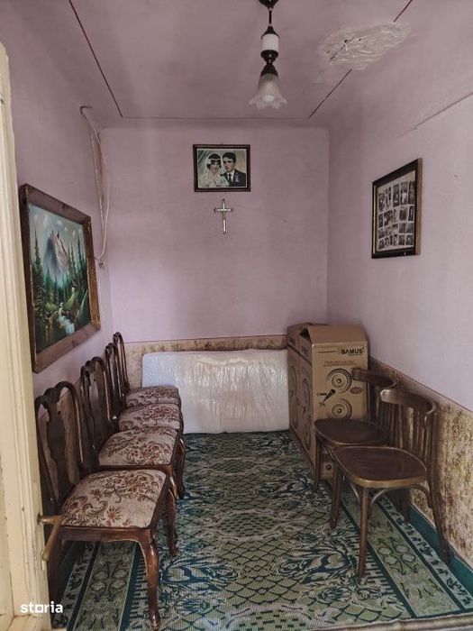 Casa de vanzare, 741 mp teren, zona Cosoveni -Dolj