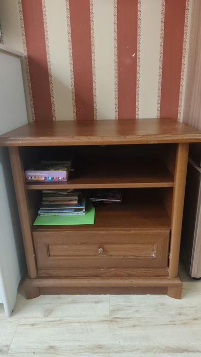 Продам  ТВ тумбу