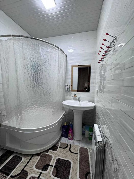 3 хоналик квартира 4 кават кирпичный дом, 5 микр, жомий, динамо кольцо