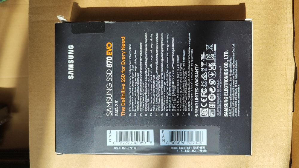 Продам SSD 1 TB Samsung 870 evo