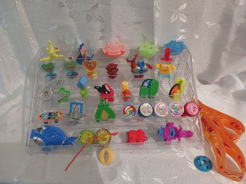 Фигурки из киндеров