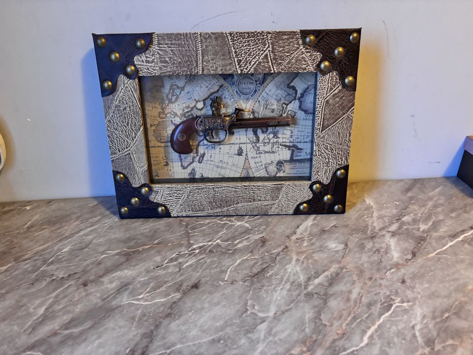 Картина с пищов.