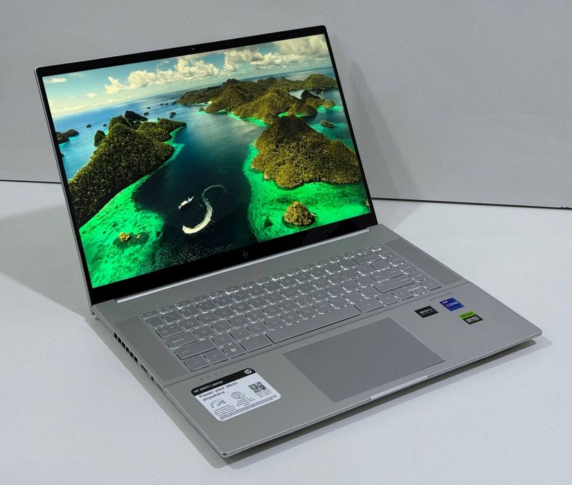 HP envy i7 13700H + RTX 4060 + Sensor